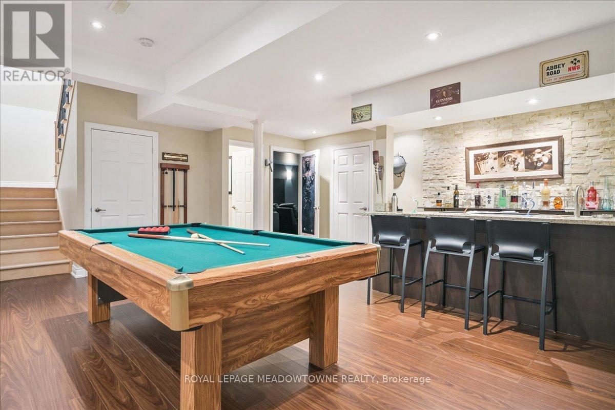 












1468 FERNCREST ROAD

,
Oakville,




Ontario
L6H7W2

