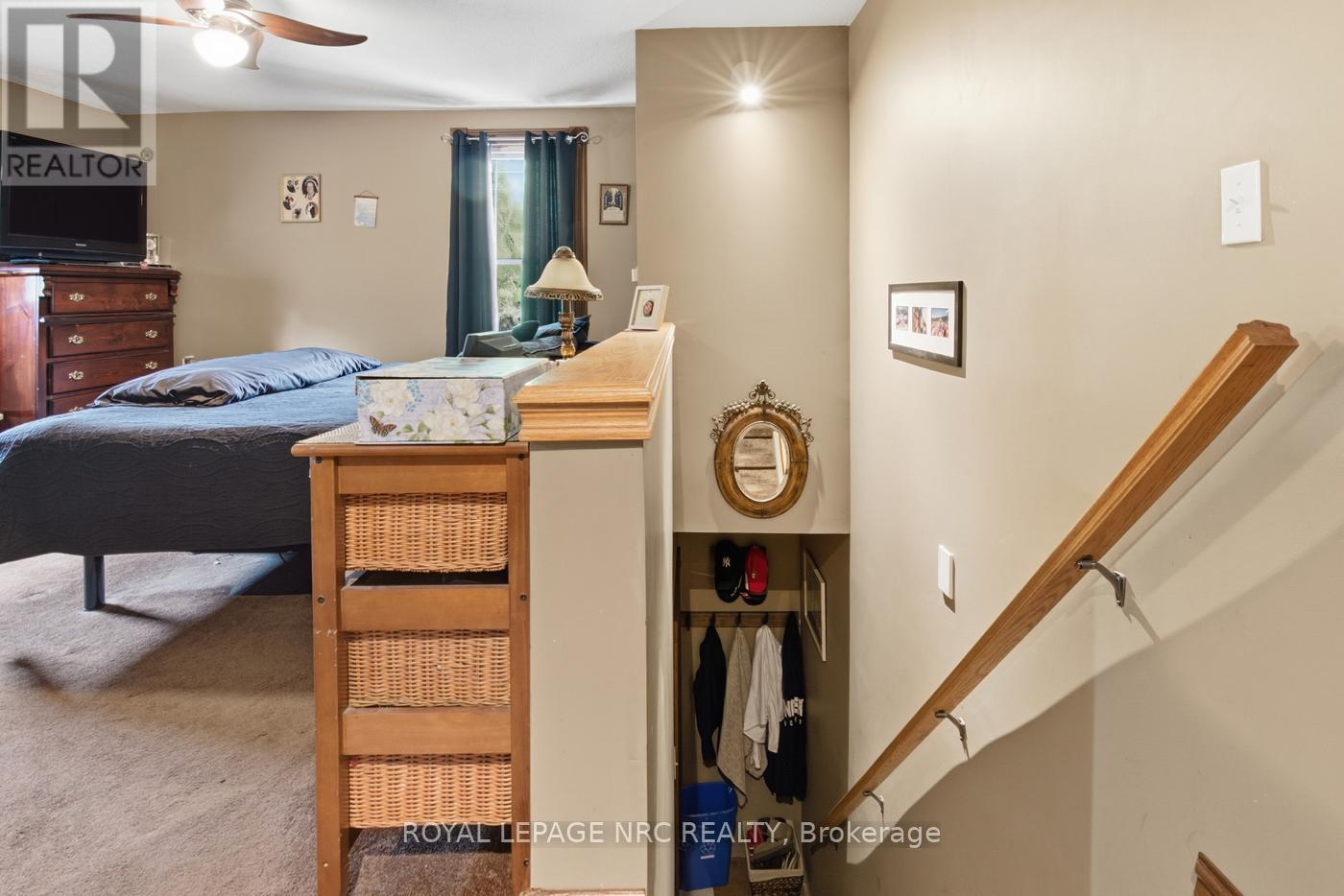 












5981 CULP STREET

,
Niagara Falls (Dorchester),




Ontario
L2G2B6

