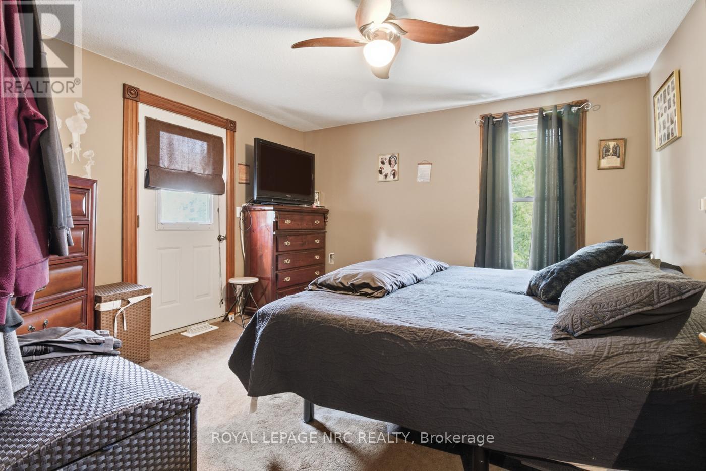 












5981 CULP STREET

,
Niagara Falls (Dorchester),




Ontario
L2G2B6

