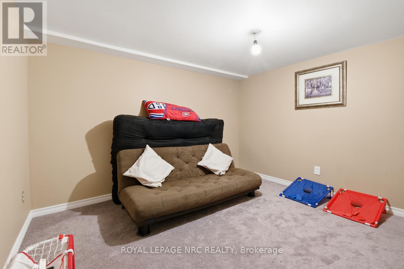 












5981 CULP STREET

,
Niagara Falls (Dorchester),




Ontario
L2G2B6

