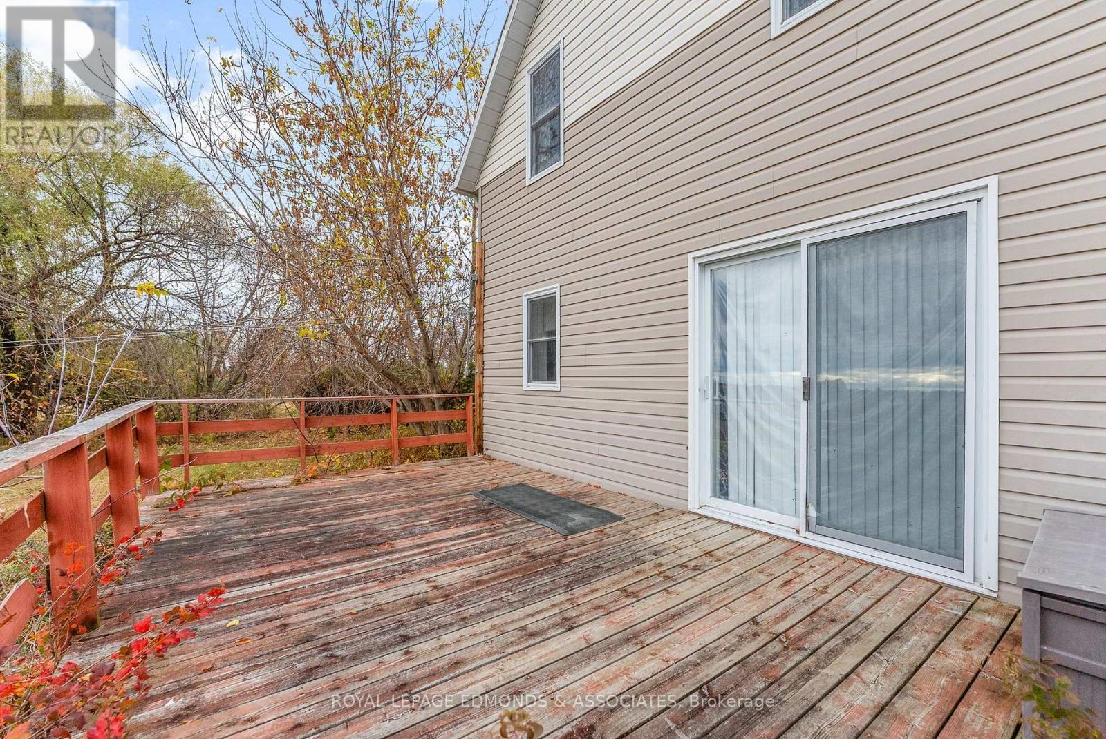 












44 ALVA DRIVE

,
Whitewater Region,




Ontario
K0J1K0

