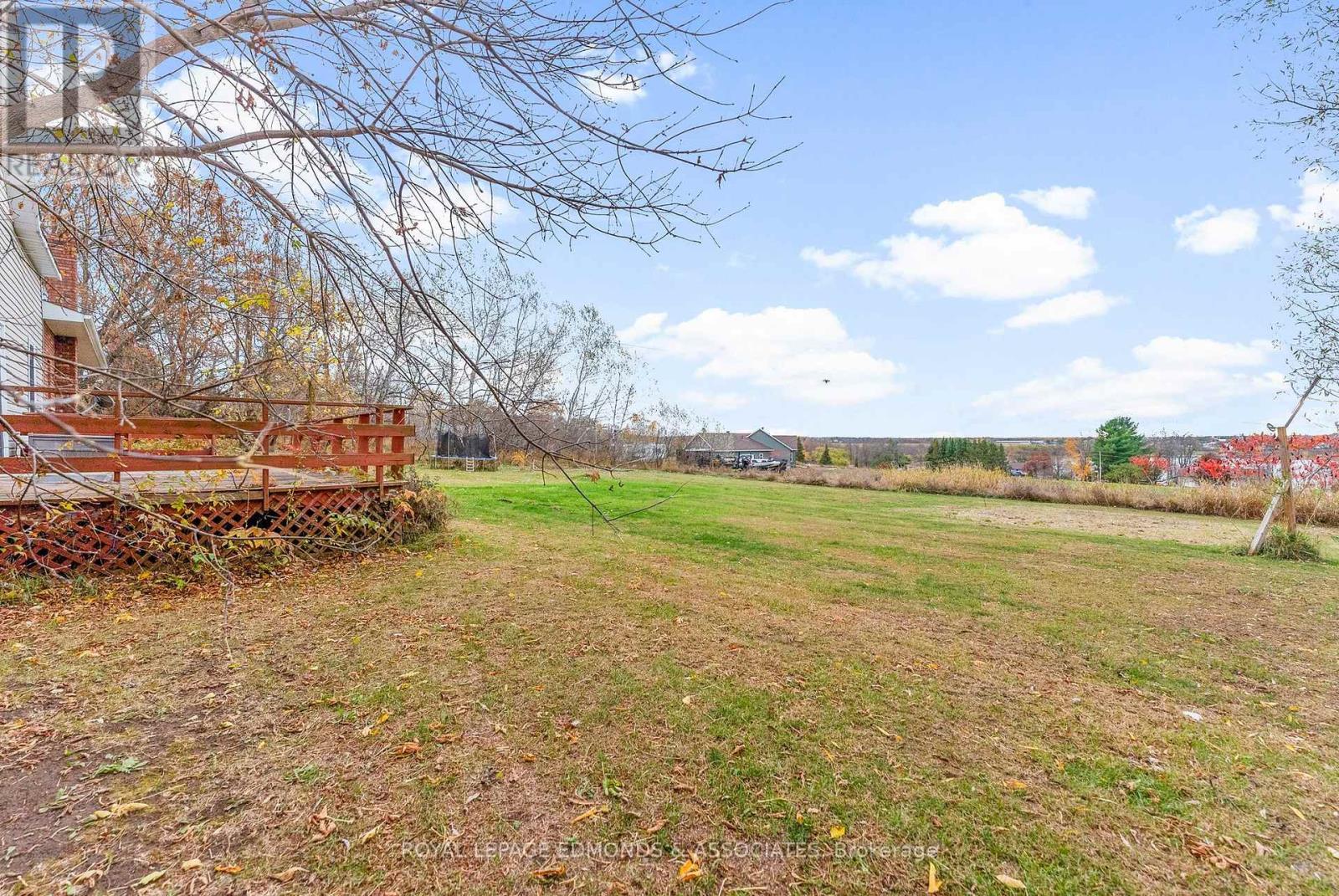 












44 ALVA DRIVE

,
Whitewater Region,




Ontario
K0J1K0

