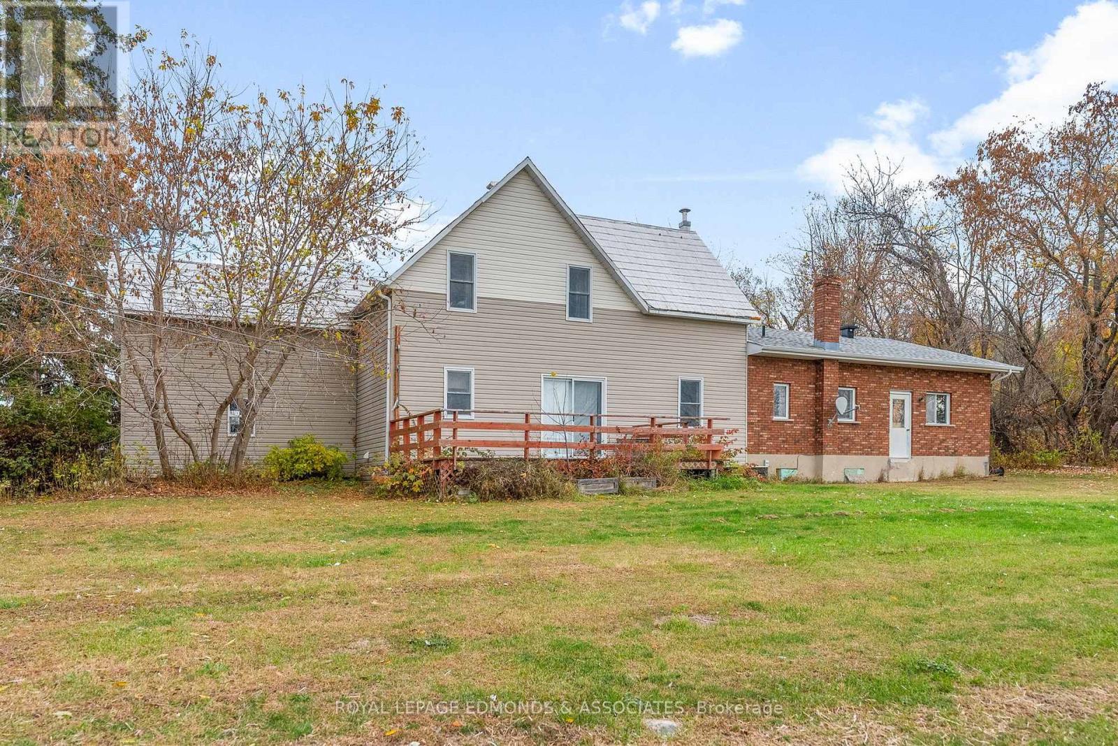 












44 ALVA DRIVE

,
Whitewater Region,




Ontario
K0J1K0

