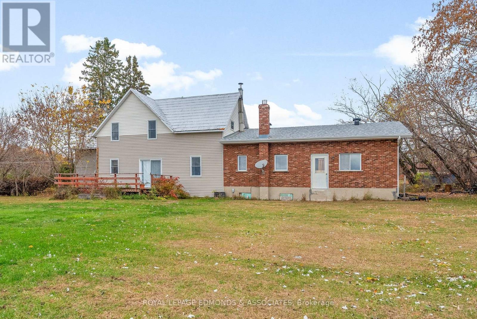 












44 ALVA DRIVE

,
Whitewater Region,




Ontario
K0J1K0

