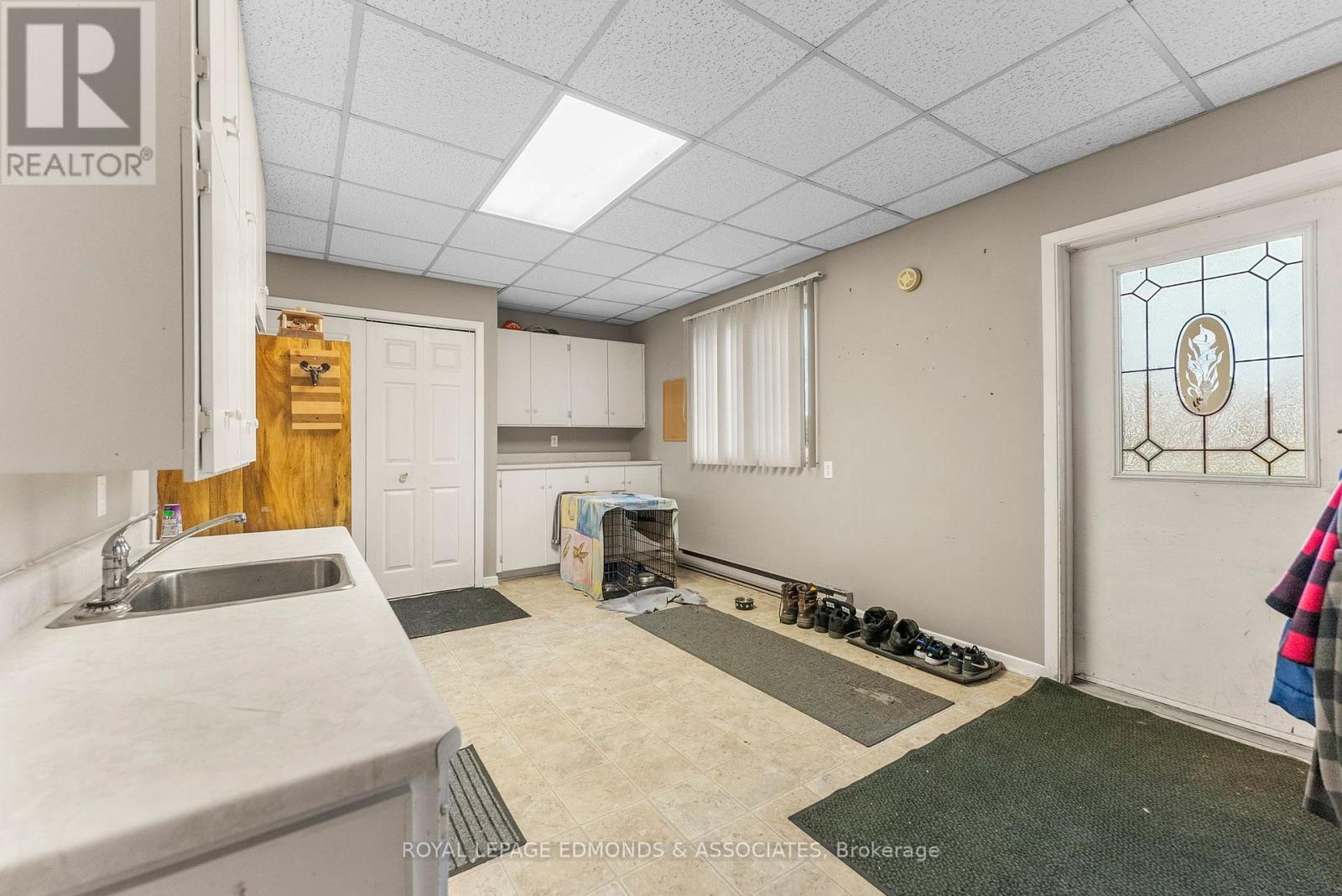 












44 ALVA DRIVE

,
Whitewater Region,




Ontario
K0J1K0

