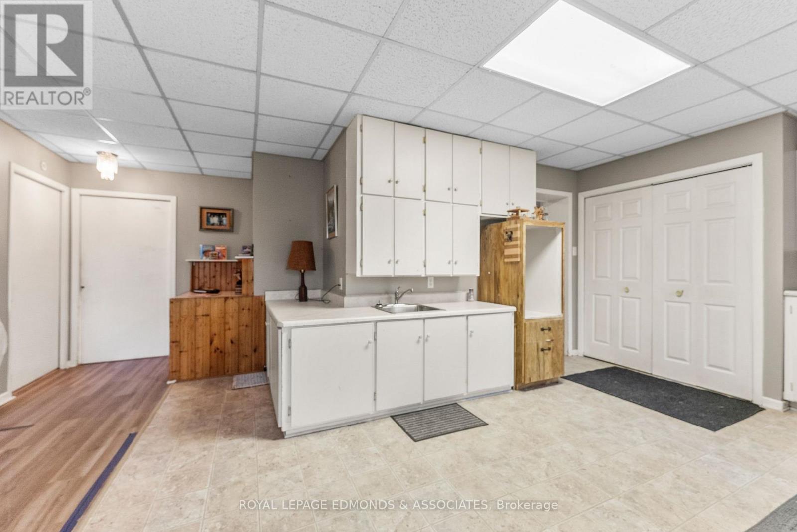 












44 ALVA DRIVE

,
Whitewater Region,




Ontario
K0J1K0

