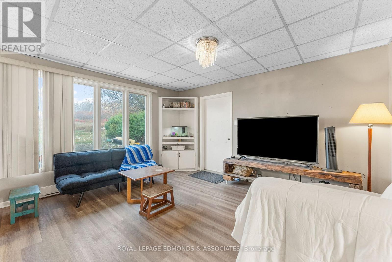 












44 ALVA DRIVE

,
Whitewater Region,




Ontario
K0J1K0

