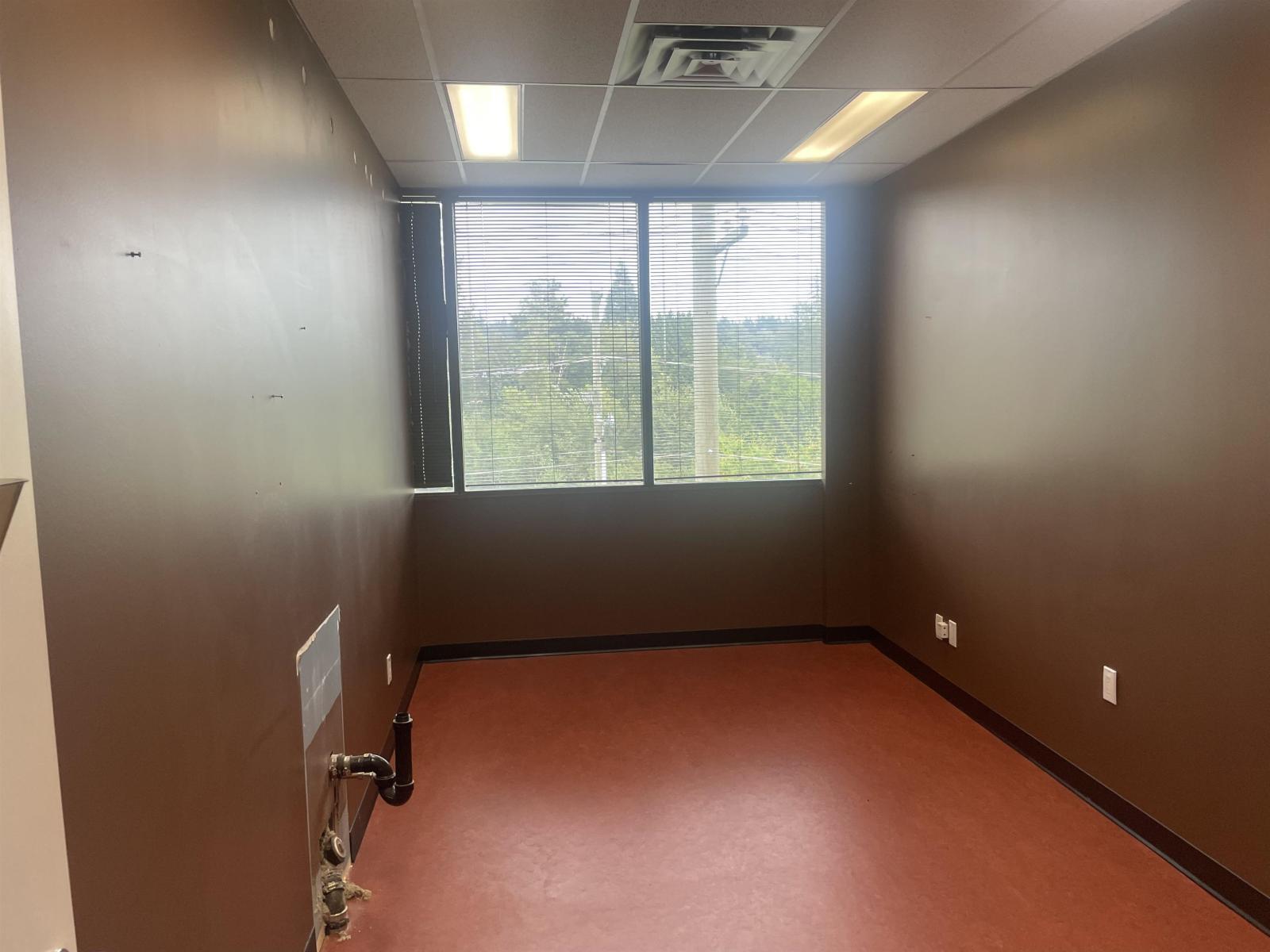 












305 13798 94A AVENUE

,
Surrey,




British Columbia
V3V1N1

