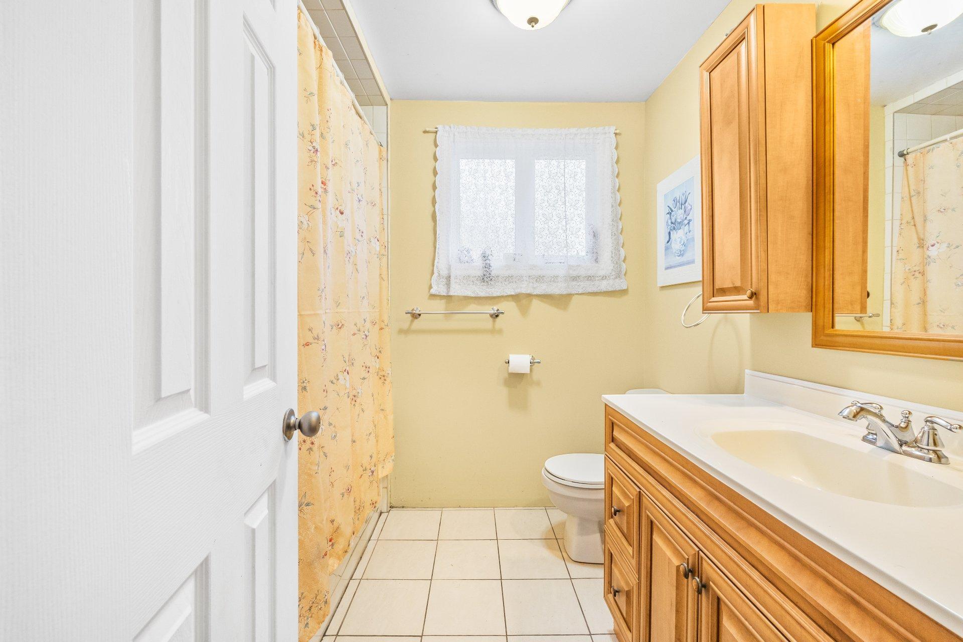 









2097


Boul. McNamara

,
Laval (Chomedey),




QC
H7S1S4

