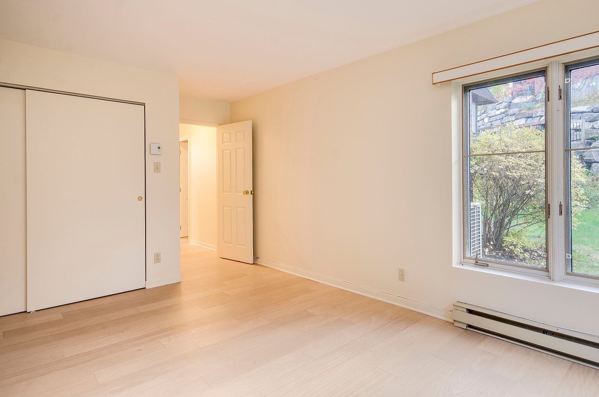 









911


Rue Principale

, A-2,
Cowansville,




QC
J2K1J8

