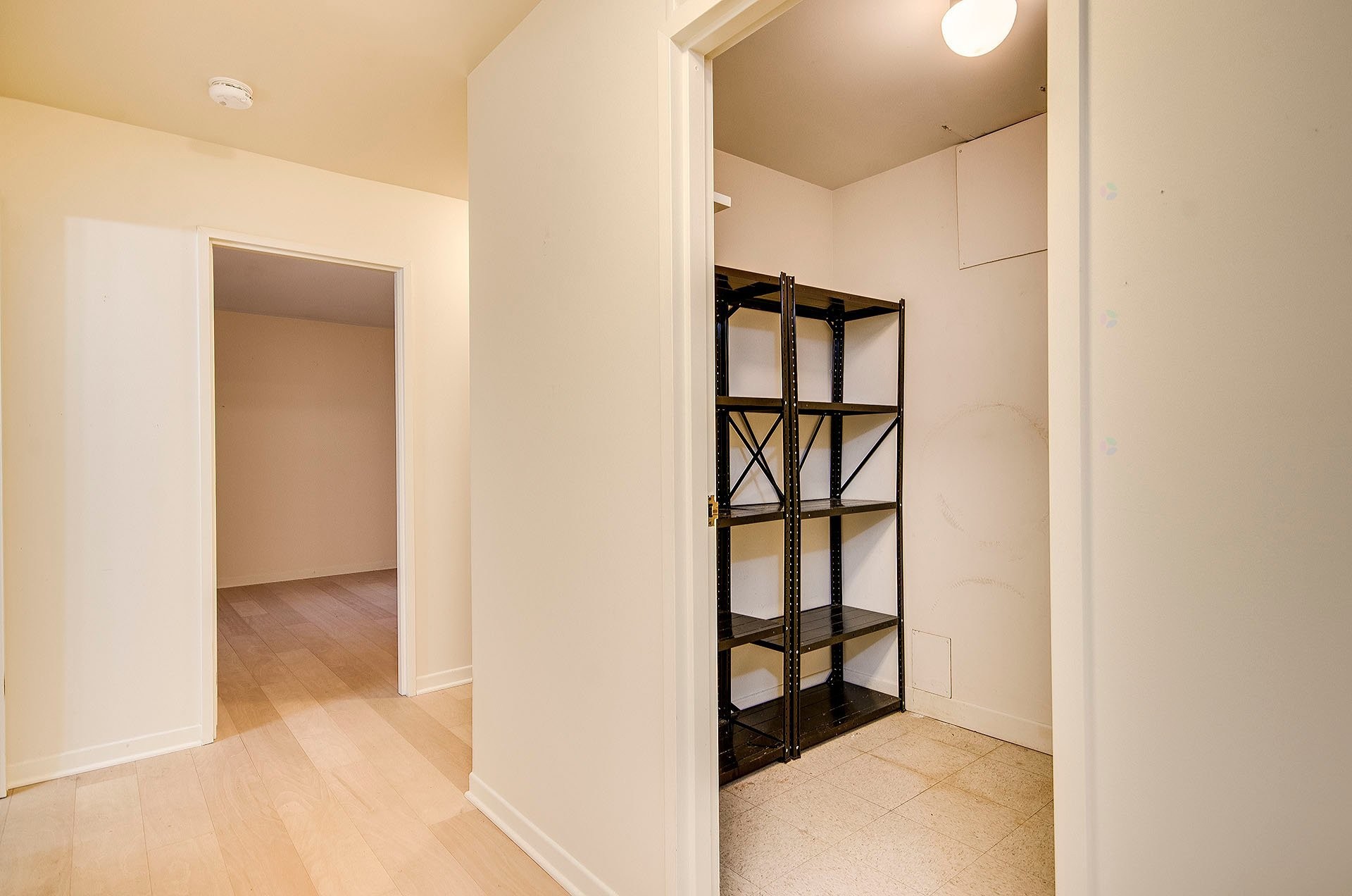 









911


Rue Principale

, A-2,
Cowansville,




QC
J2K1J8

