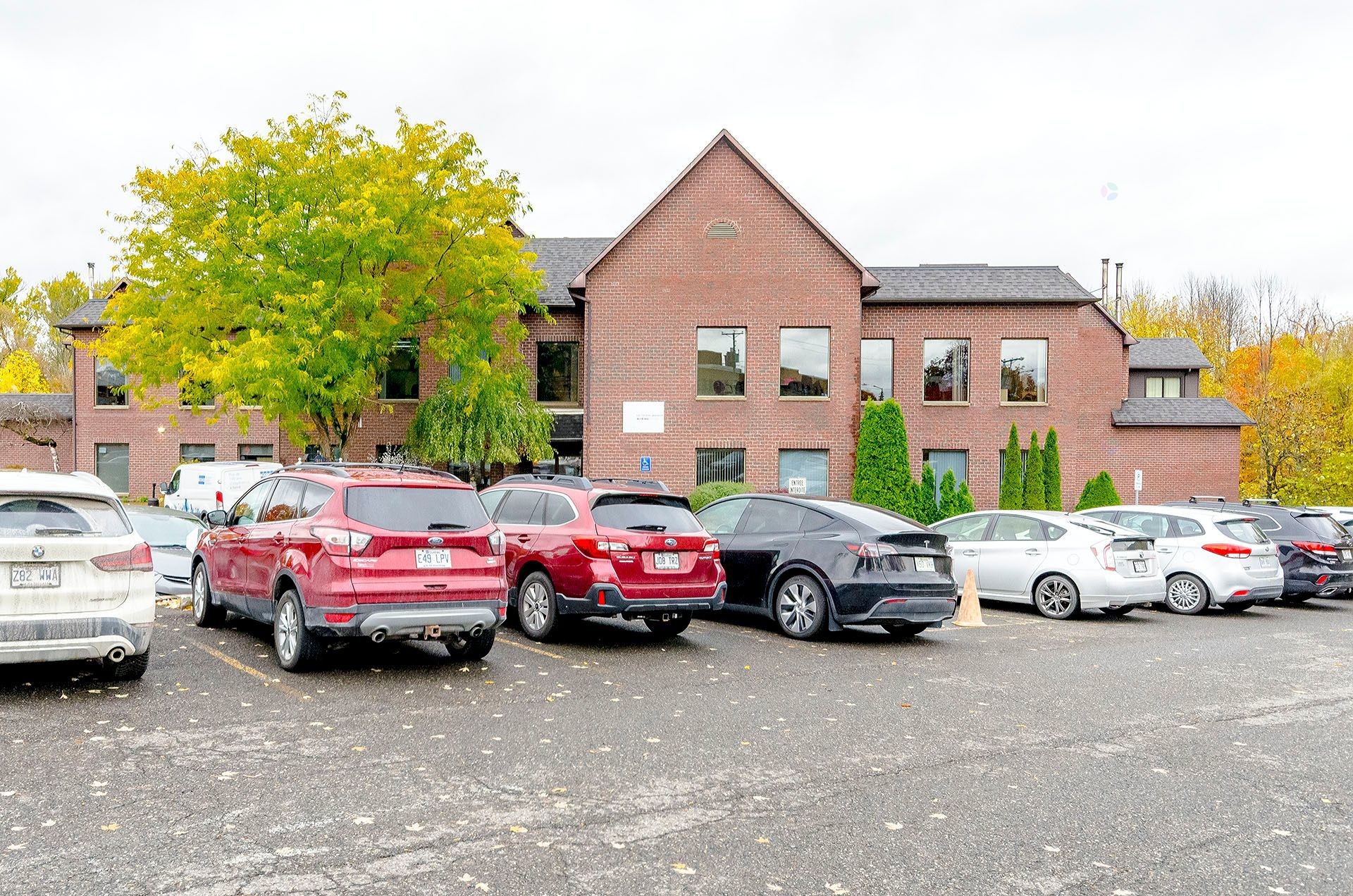 









911


Rue Principale

, A-2,
Cowansville,




QC
J2K1J8

