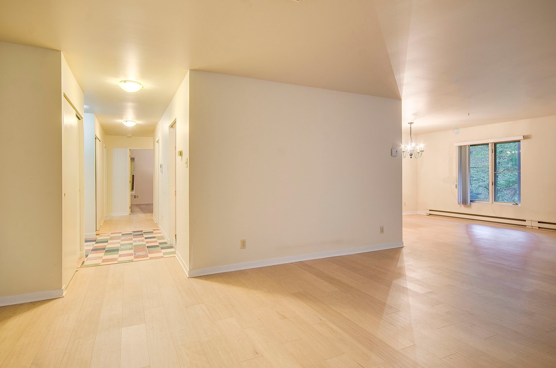 









911


Rue Principale

, A-2,
Cowansville,




QC
J2K1J8

