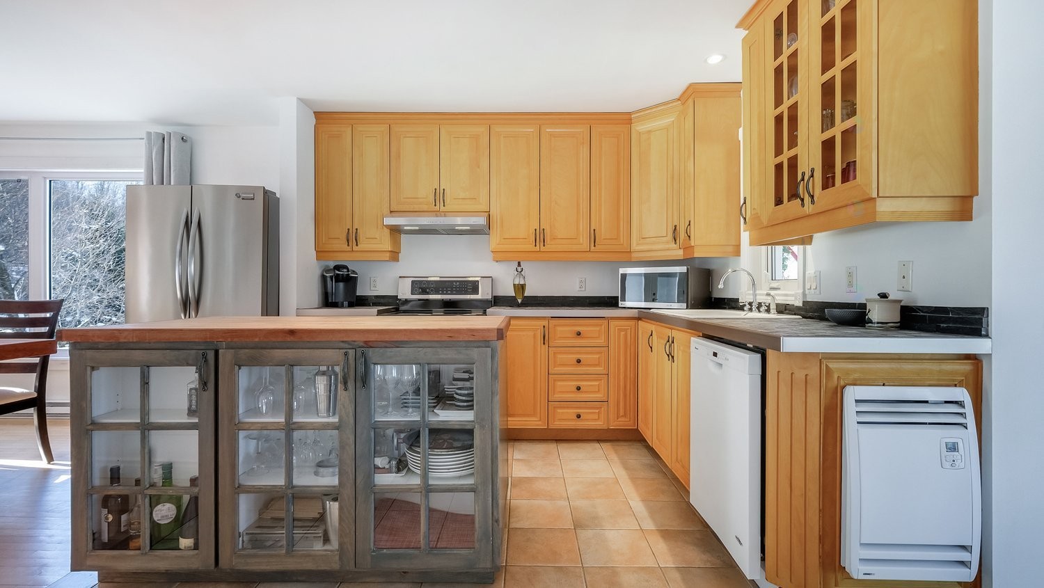 









73


Route 255

,
Kingsey Falls,







QC
J0A1B0

