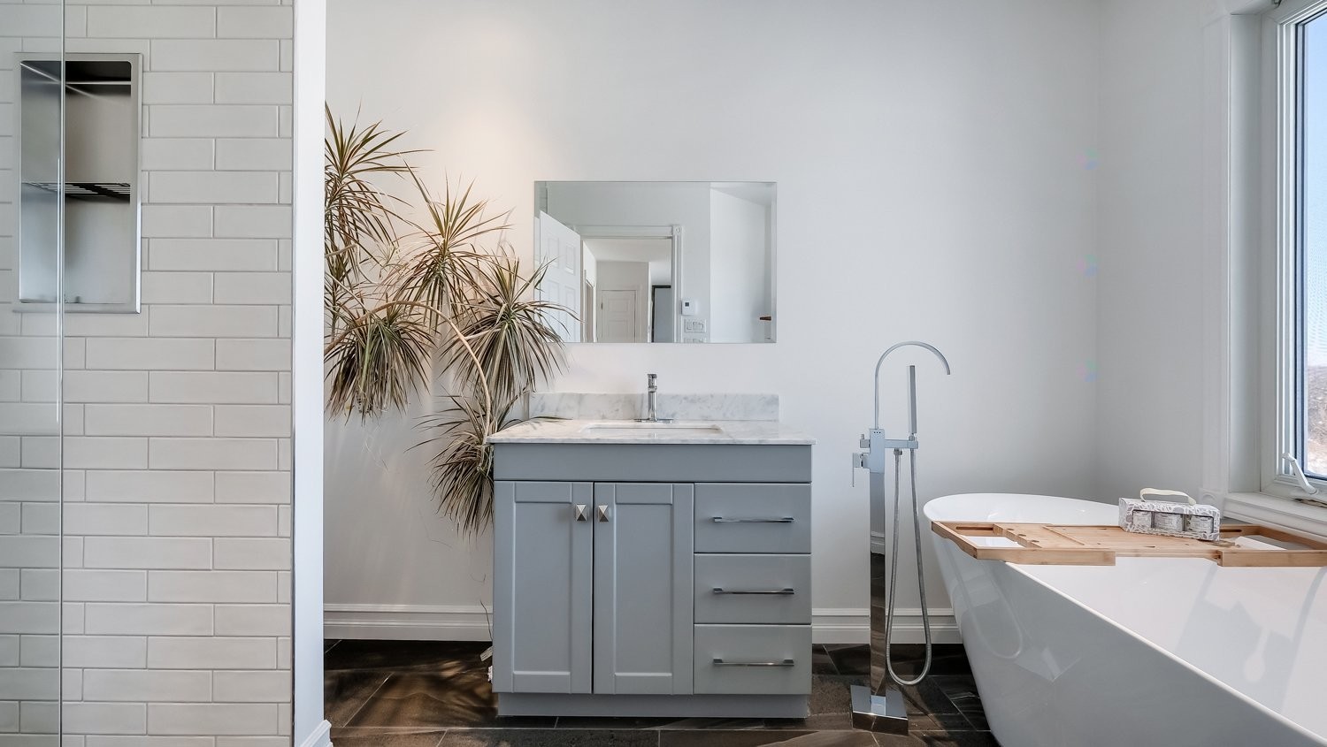 









73


Route 255

,
Kingsey Falls,







QC
J0A1B0

