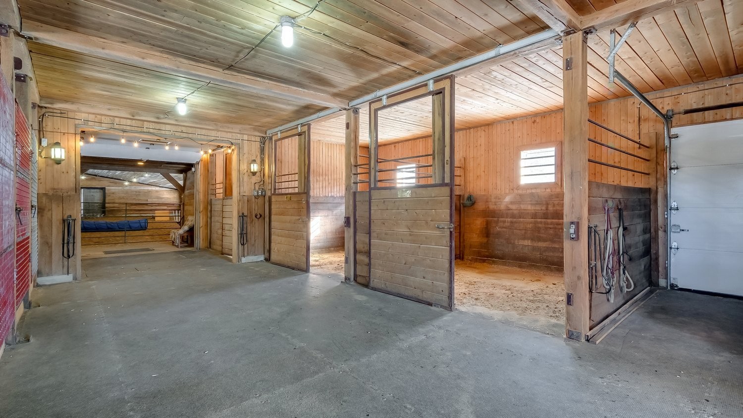 









73


Route 255

,
Kingsey Falls,







QC
J0A1B0

