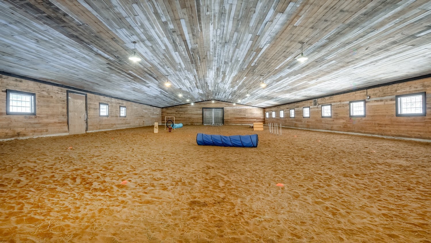 









73


Route 255

,
Kingsey Falls,







QC
J0A1B0

