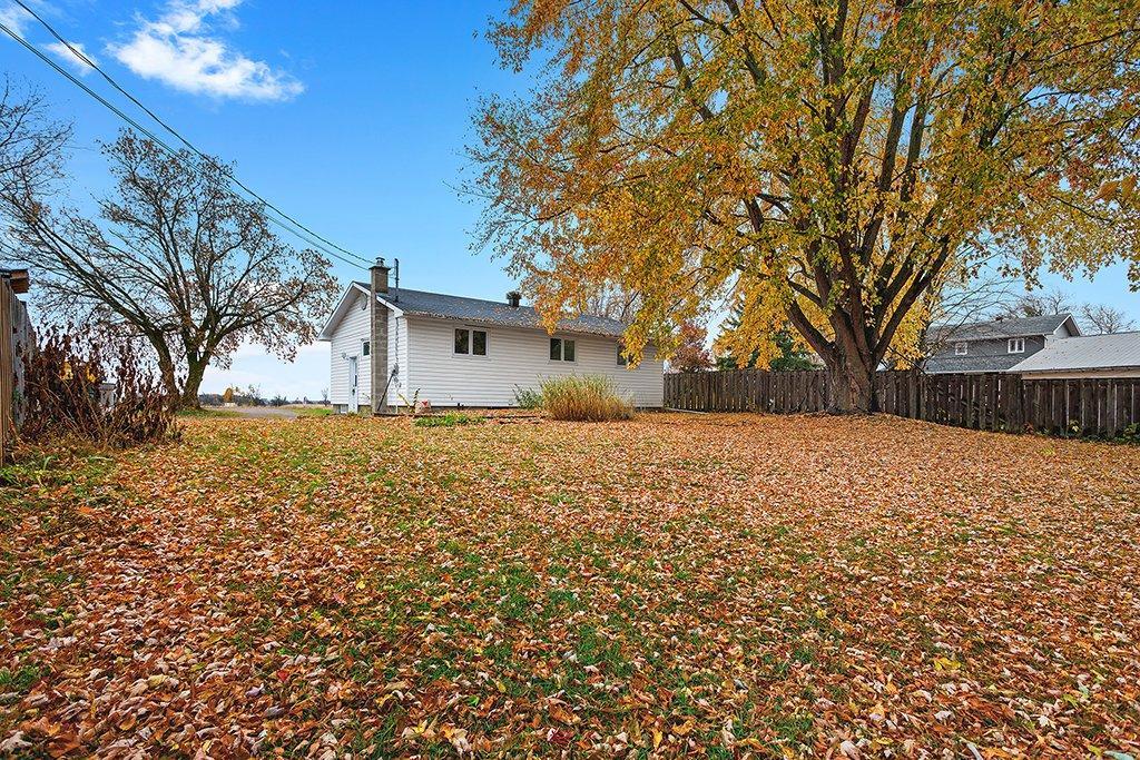 









475


Rue Bristol

,
Shawville,




QC
J0X2Y0

