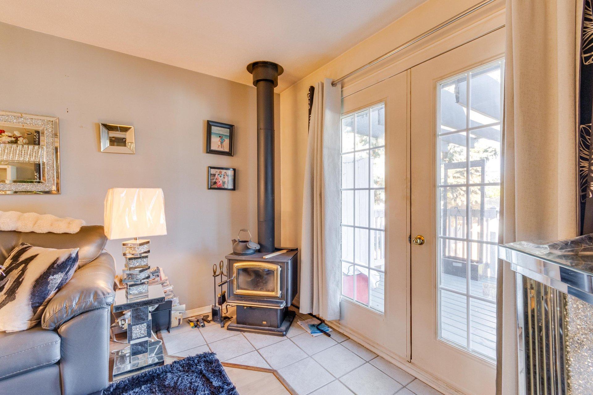 









22


Rue de Dubuc

,
Gatineau (Gatineau),




QC
J8T4C2

