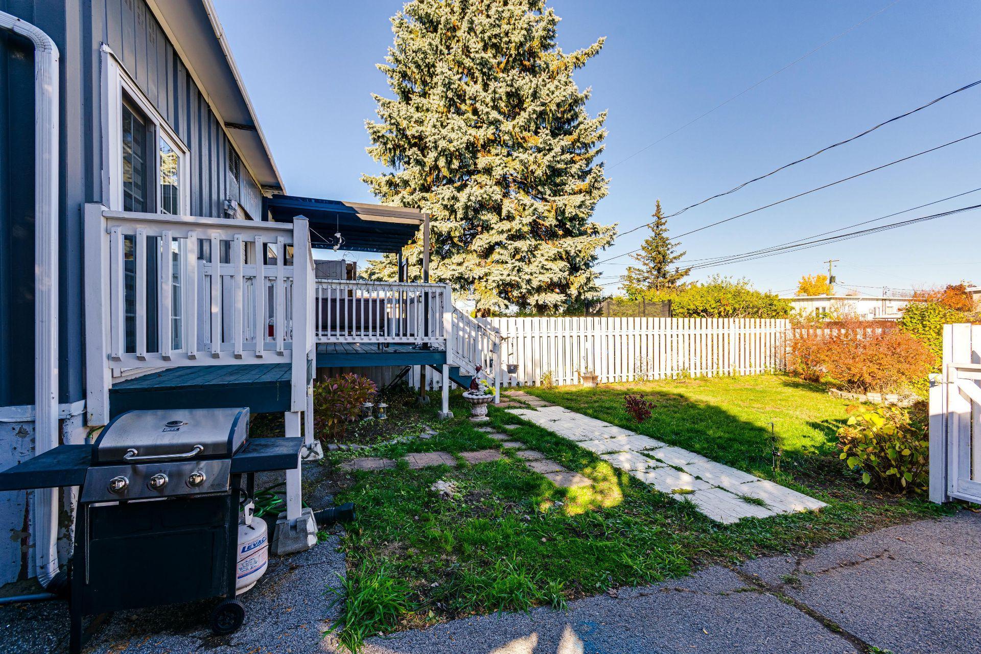 









22


Rue de Dubuc

,
Gatineau (Gatineau),




QC
J8T4C2

