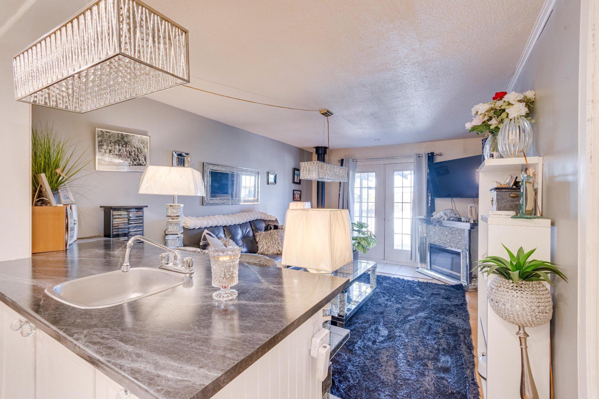 









22


Rue de Dubuc

,
Gatineau (Gatineau),




QC
J8T4C2

