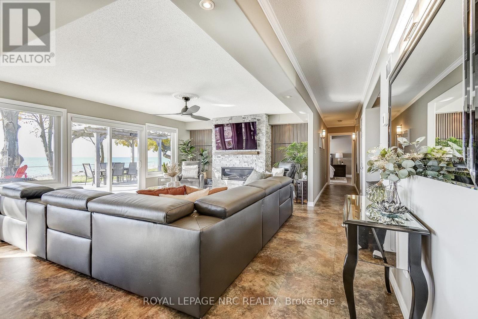 












10781 LAKESHORE ROAD W

,
Wainfleet (Lakeshore),




Ontario
L3K5V4

