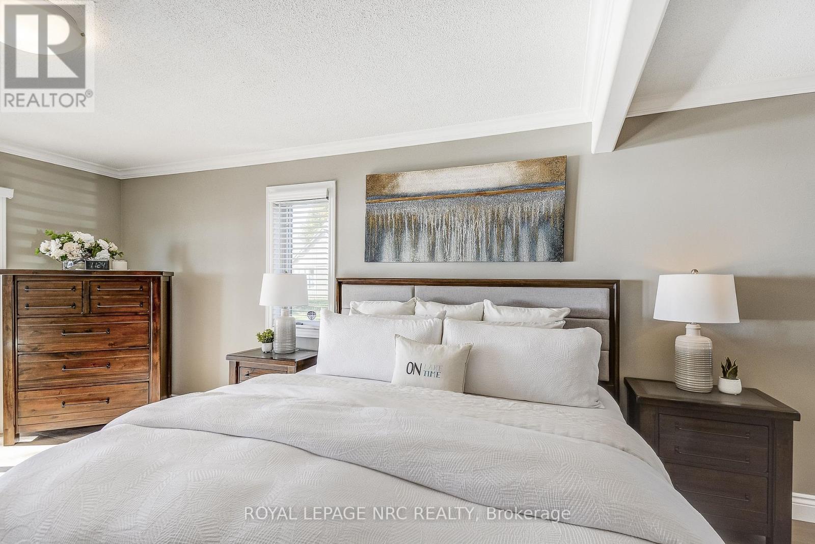 












10781 LAKESHORE ROAD W

,
Wainfleet (Lakeshore),




Ontario
L3K5V4

