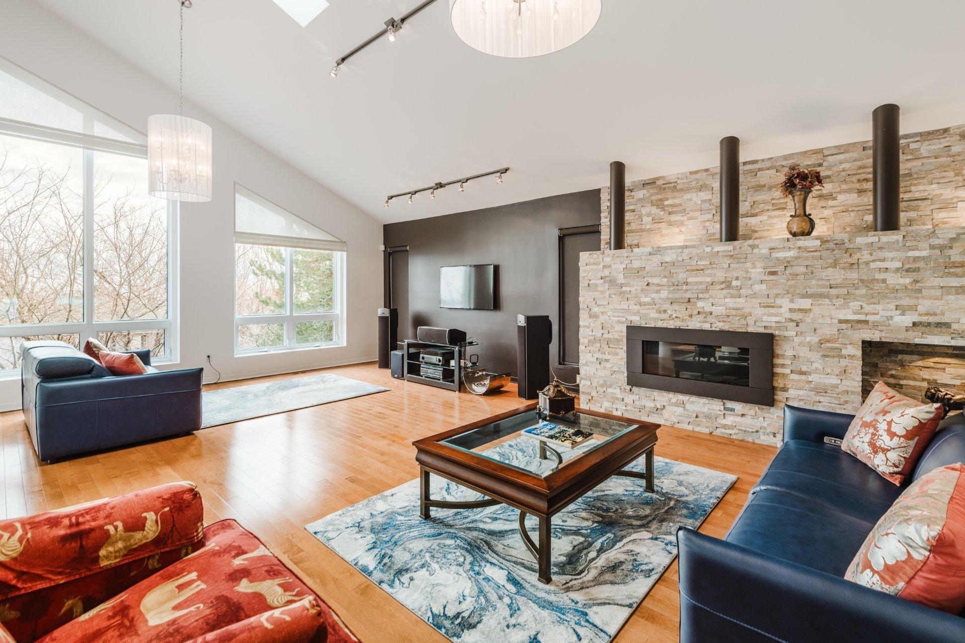 









1495


Rue des Alouettes

,
Saint-Bruno-de-Montarville,




QC
J3V6E4

