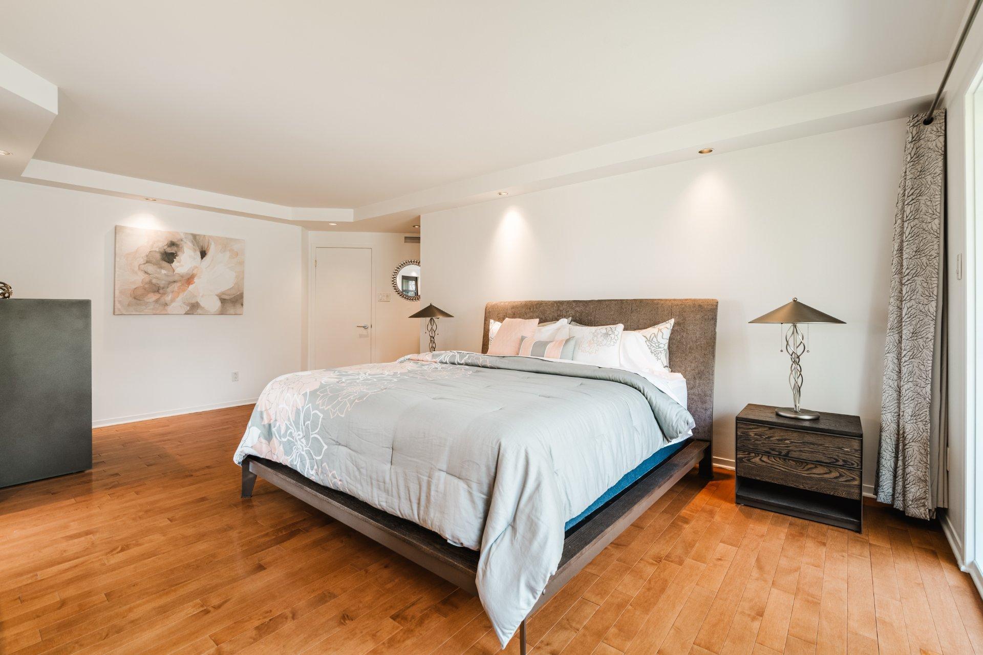 









1495


Rue des Alouettes

,
Saint-Bruno-de-Montarville,




QC
J3V6E4

