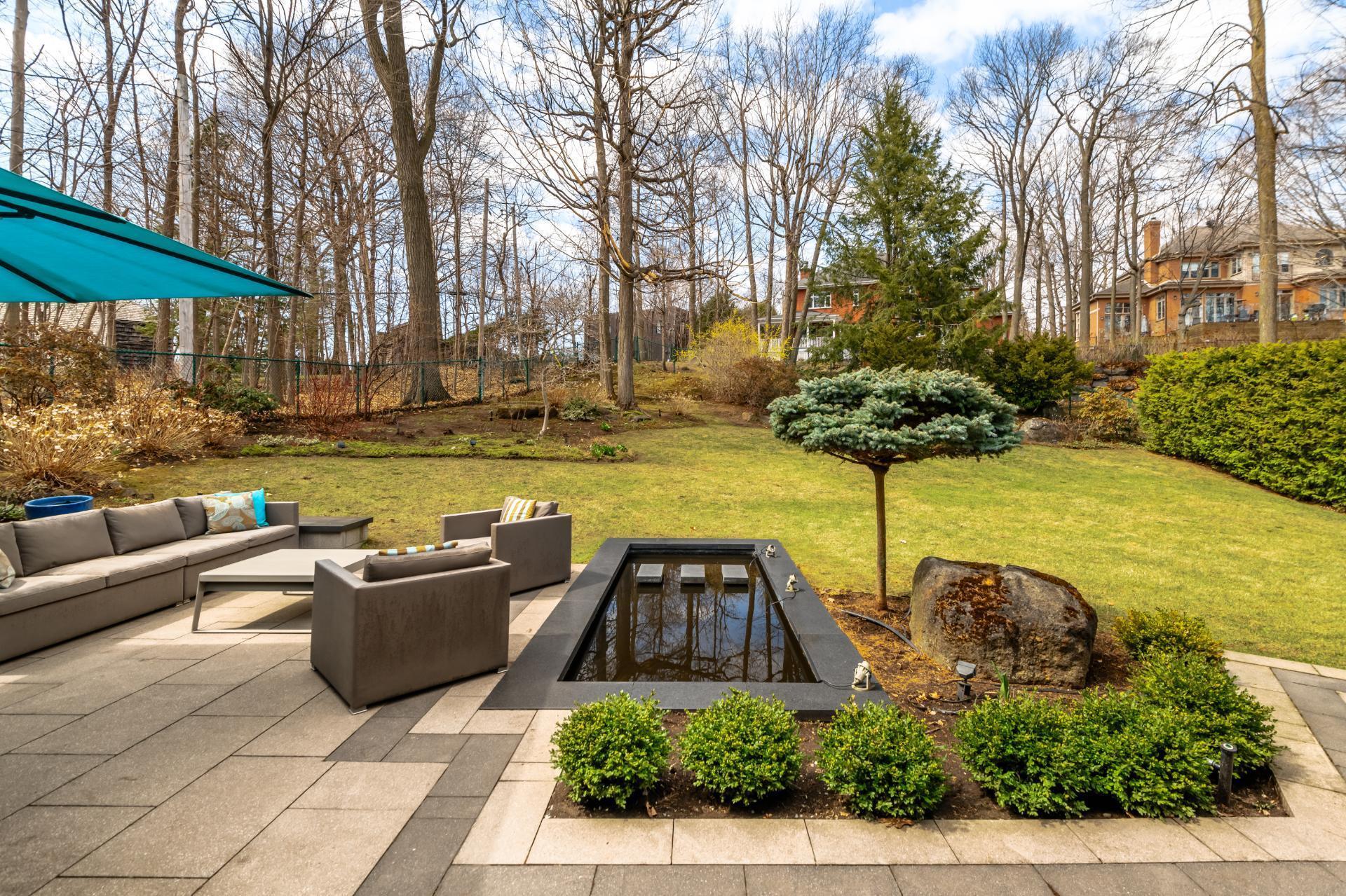 









1495


Rue des Alouettes

,
Saint-Bruno-de-Montarville,




QC
J3V6E4

