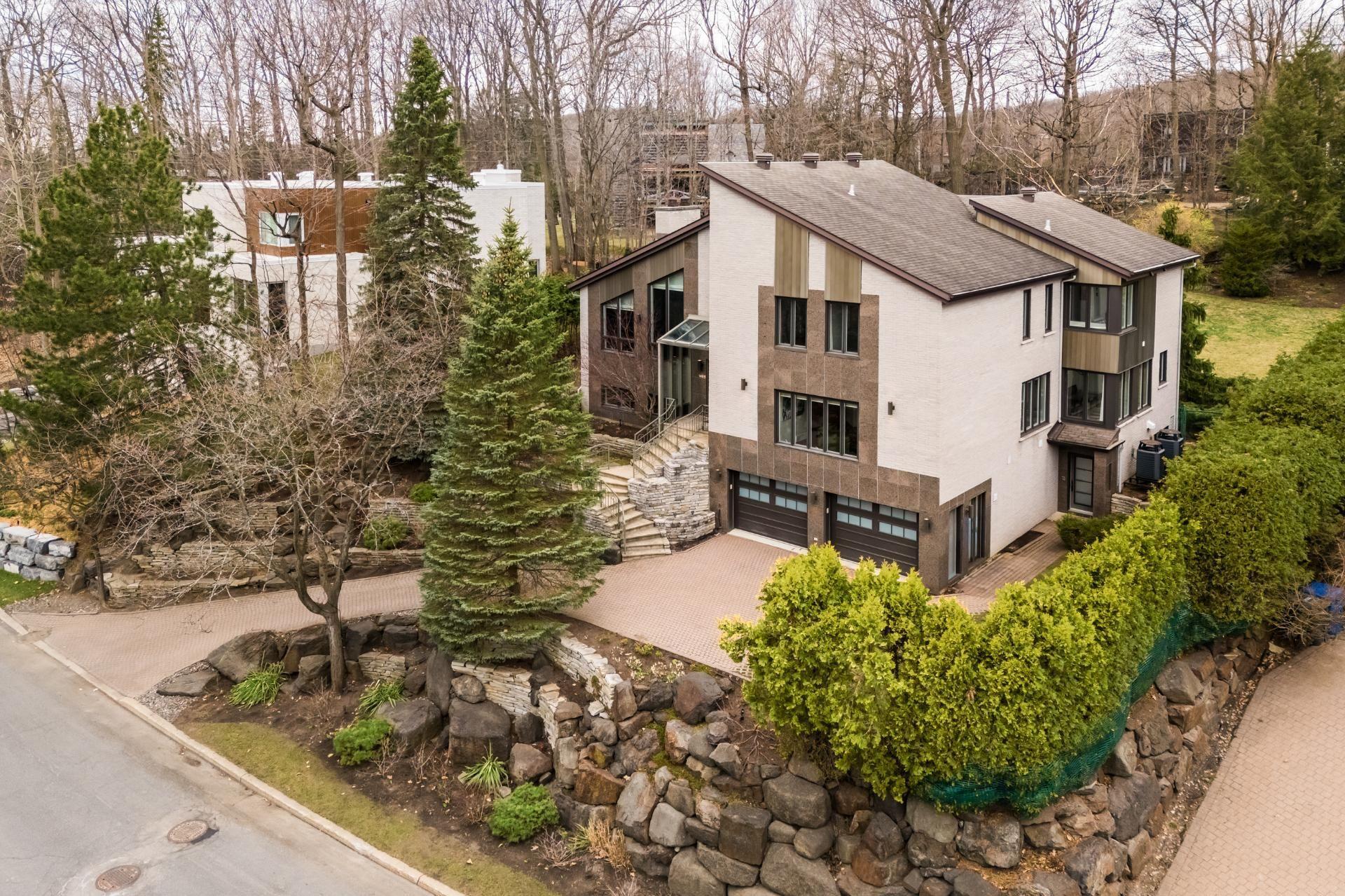 









1495


Rue des Alouettes

,
Saint-Bruno-de-Montarville,




QC
J3V6E4

