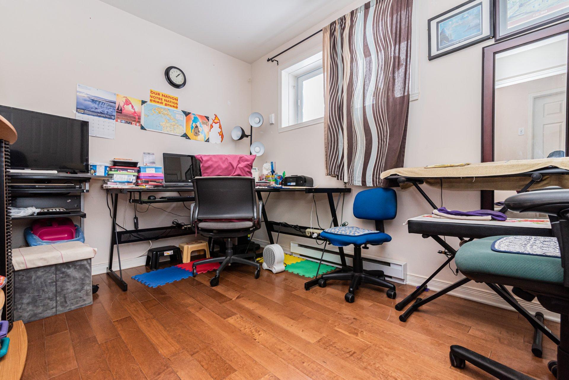 









7187

 - 7191


Boul. Notre-Dame

,
Laval (Sainte-Dorothée),




QC
H7X0A8

