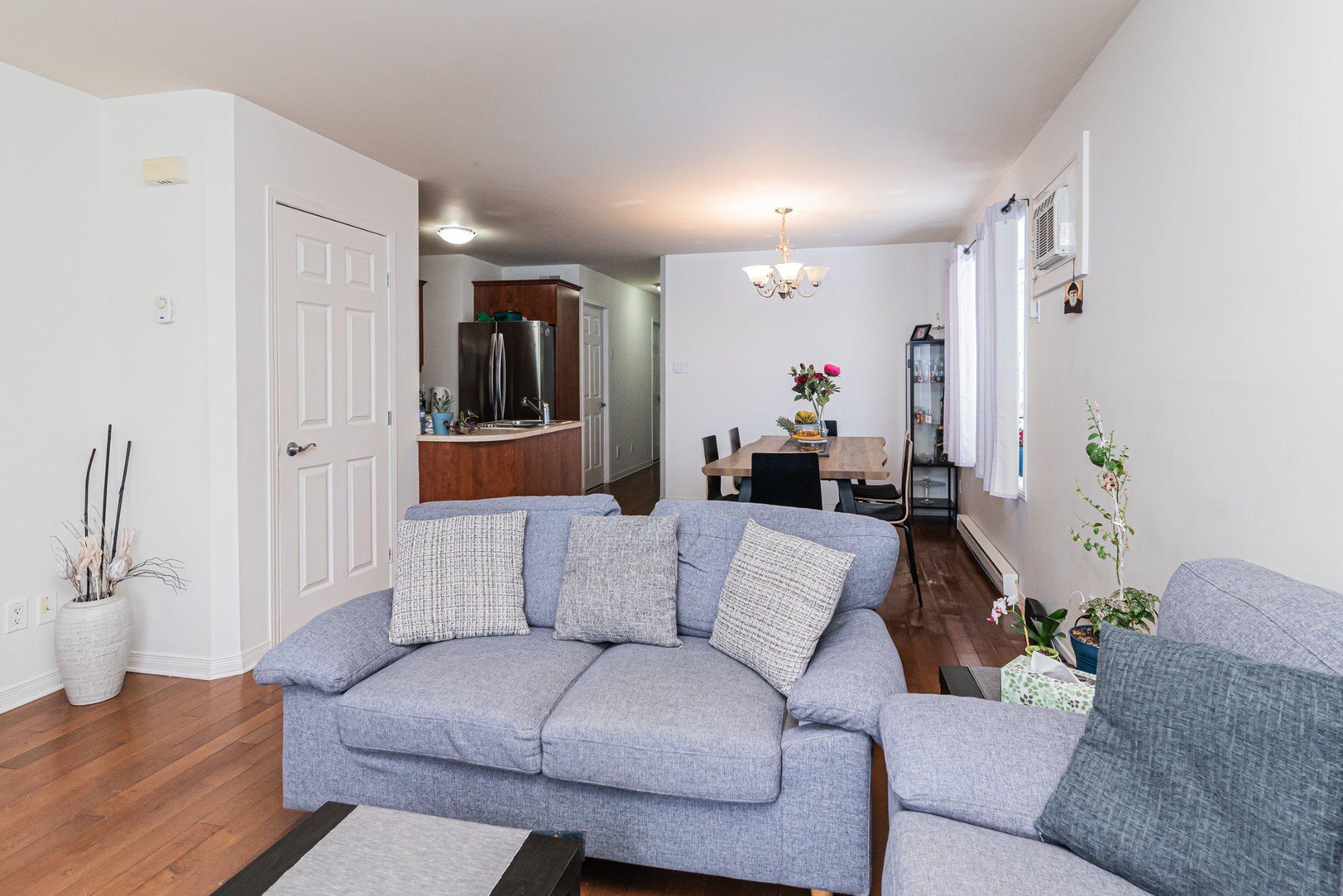 









7187

 - 7191


Boul. Notre-Dame

,
Laval (Sainte-Dorothée),




QC
H7X0A8

