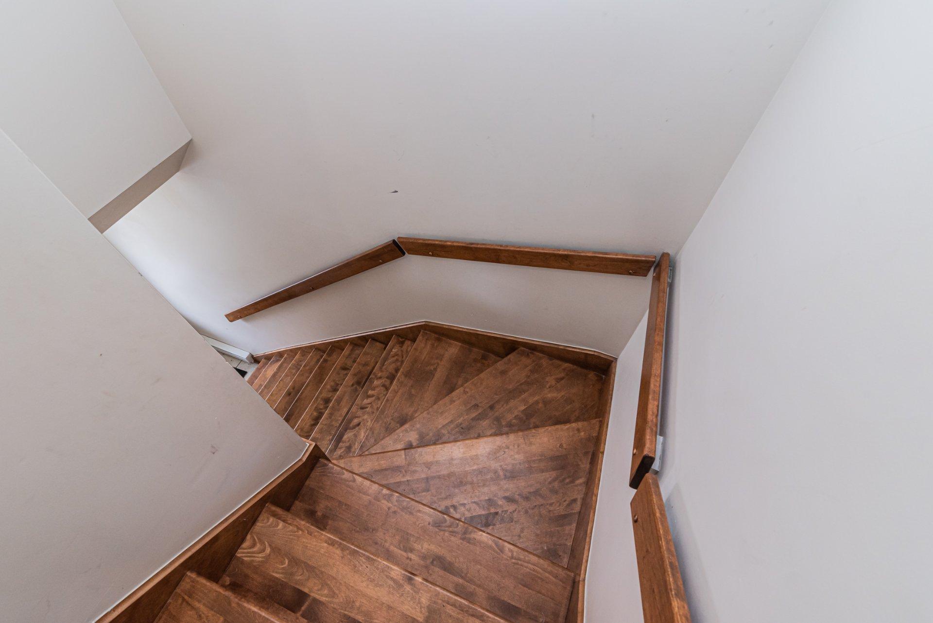 









7187

 - 7191


Boul. Notre-Dame

,
Laval (Sainte-Dorothée),




QC
H7X0A8

