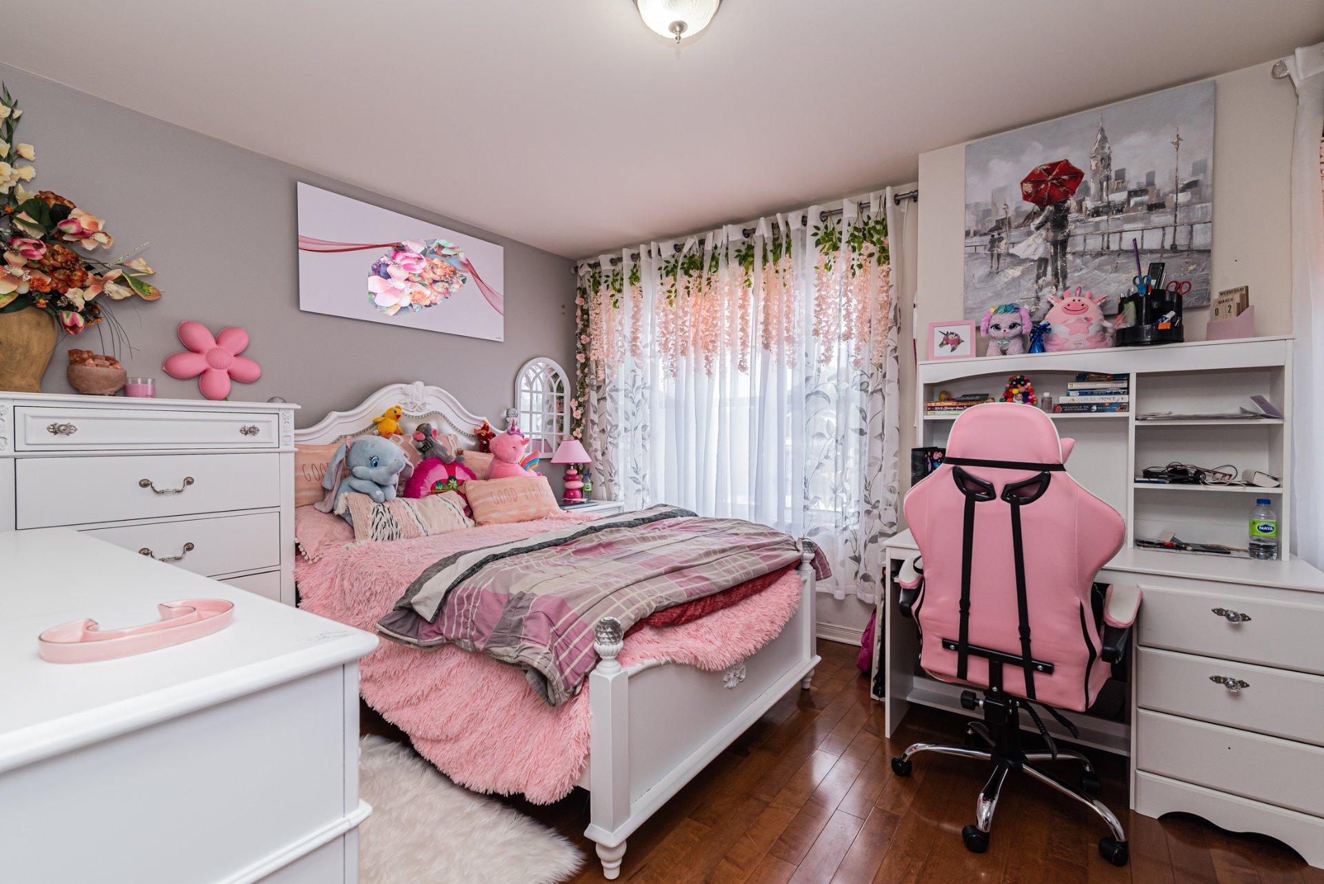 









7187

 - 7191


Boul. Notre-Dame

,
Laval (Sainte-Dorothée),




QC
H7X0A8

