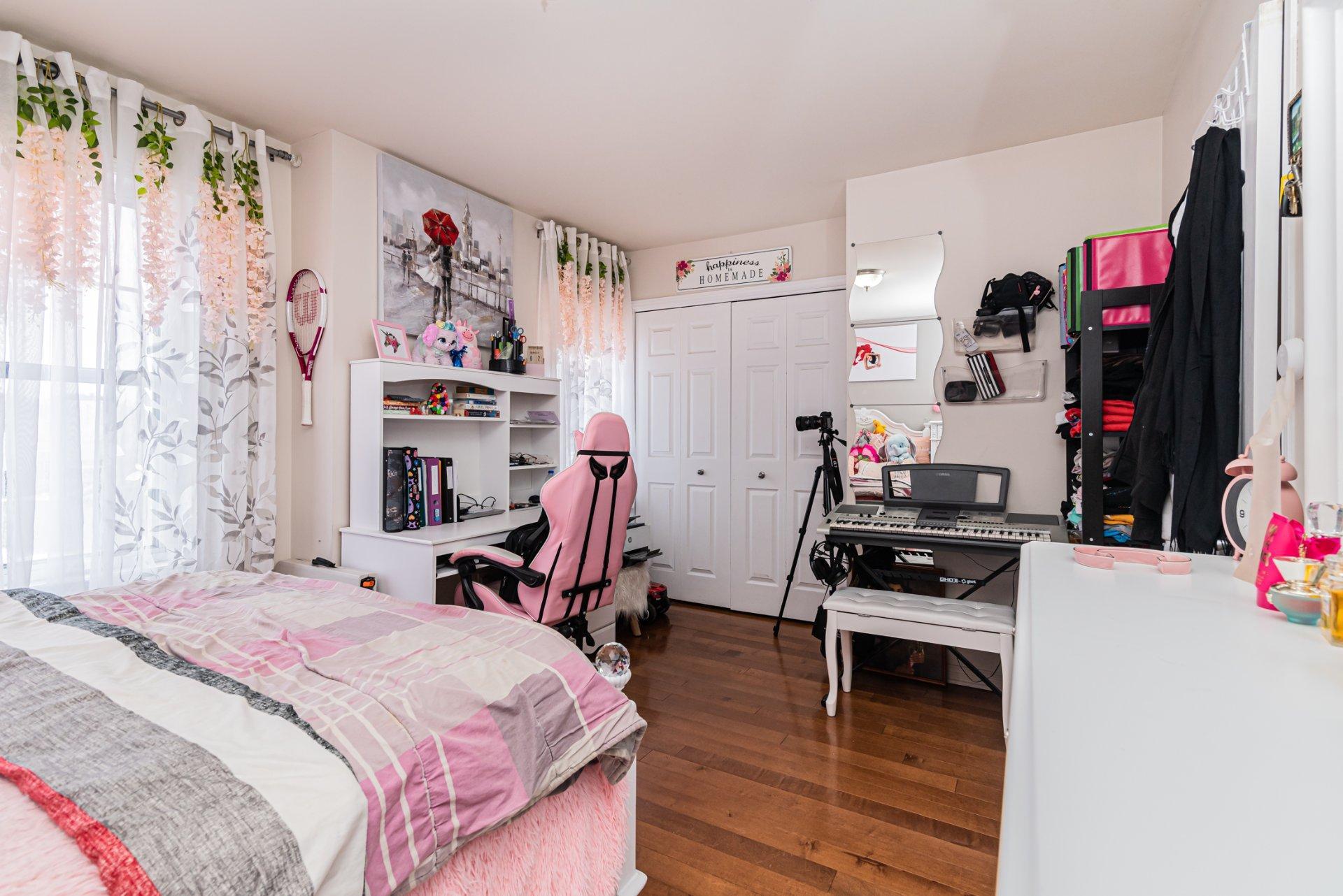 









7187

 - 7191


Boul. Notre-Dame

,
Laval (Sainte-Dorothée),




QC
H7X0A8

