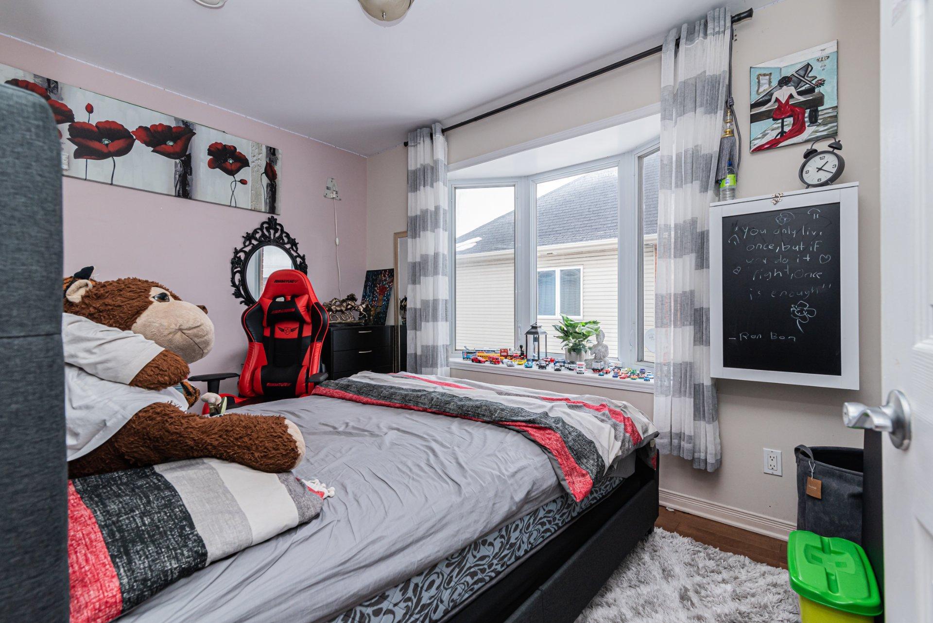 









7187

 - 7191


Boul. Notre-Dame

,
Laval (Sainte-Dorothée),




QC
H7X0A8

