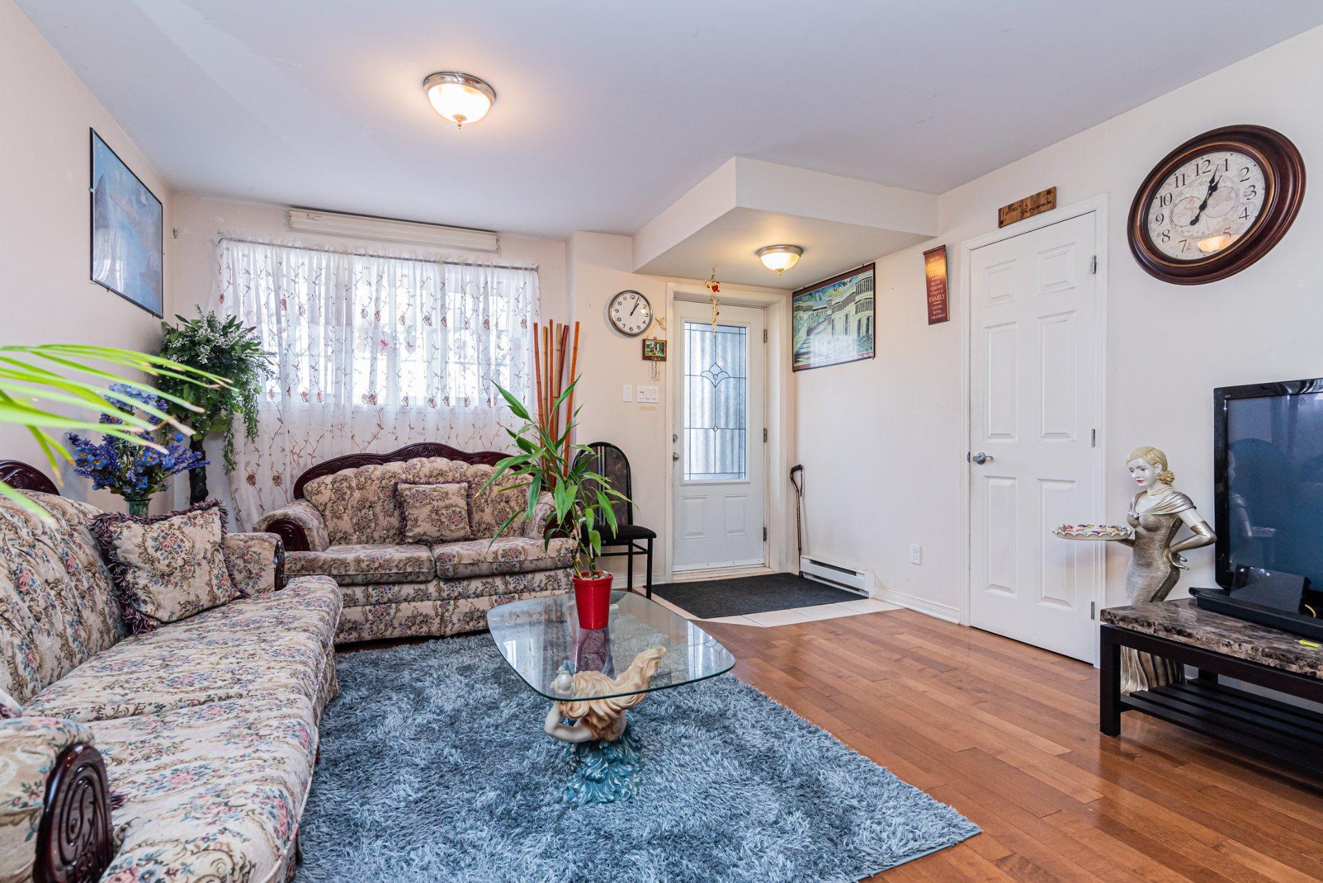 









7187

 - 7191


Boul. Notre-Dame

,
Laval (Sainte-Dorothée),




QC
H7X0A8

