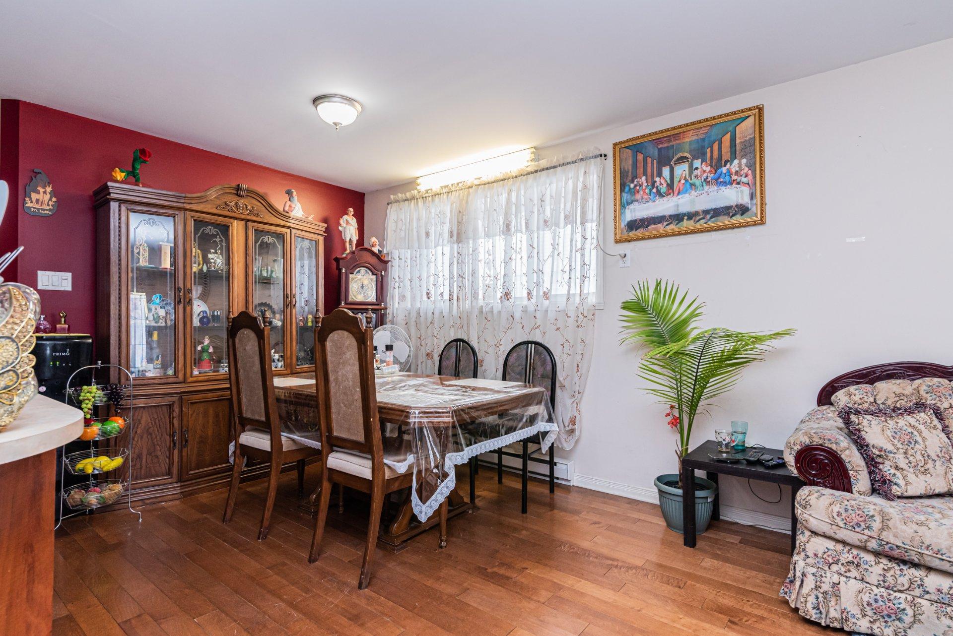 









7187

 - 7191


Boul. Notre-Dame

,
Laval (Sainte-Dorothée),




QC
H7X0A8

