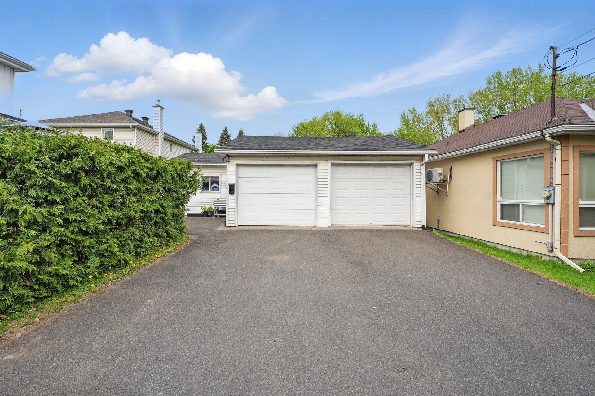 









12


Boul. Lorrain

,
Gatineau (Gatineau),




QC
J8P2C8

