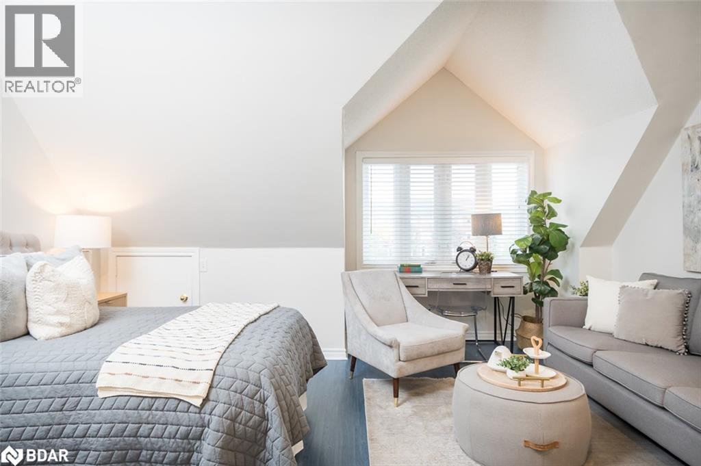 












1701 LAMPMAN Avenue Unit# 302

,
Burlington,




Ontario
L7L6R7

