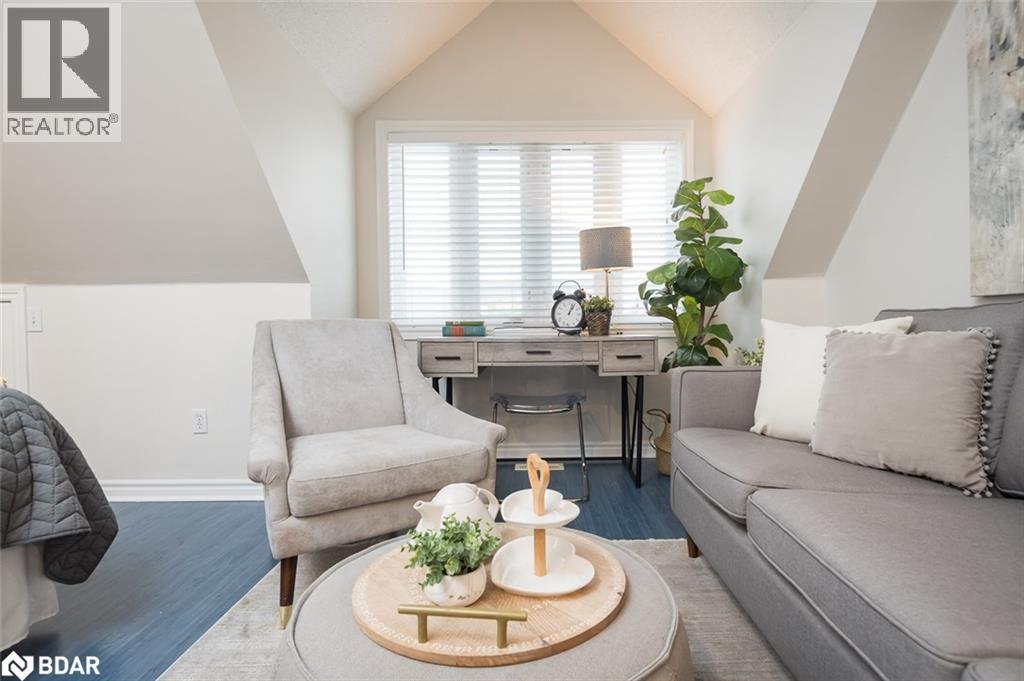 












1701 LAMPMAN Avenue Unit# 302

,
Burlington,




Ontario
L7L6R7

