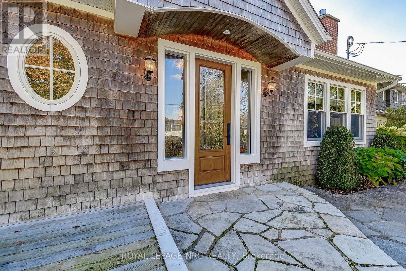 












63 TENNESSEE AVENUE

,
Port Colborne (Sugarloaf),




Ontario
L3K2R8

