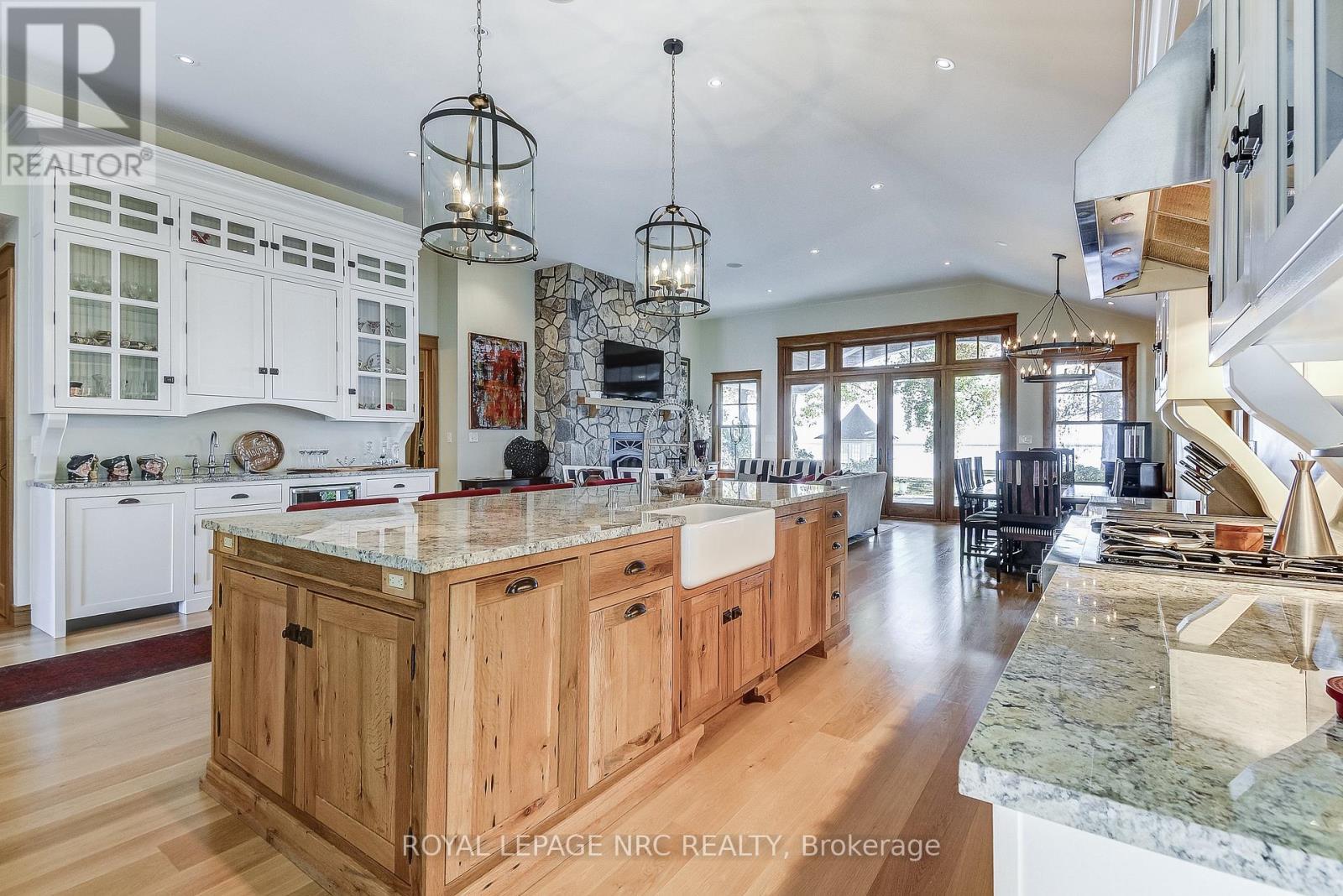 












63 TENNESSEE AVENUE

,
Port Colborne (Sugarloaf),




Ontario
L3K2R8

