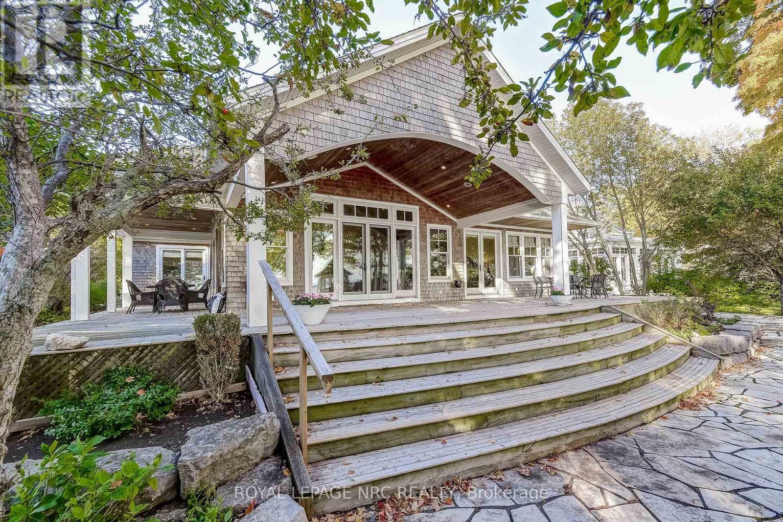 












63 TENNESSEE AVENUE

,
Port Colborne (Sugarloaf),




Ontario
L3K2R8

