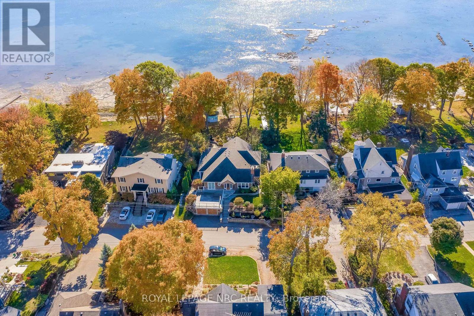 












63 TENNESSEE AVENUE

,
Port Colborne (Sugarloaf),




Ontario
L3K2R8

