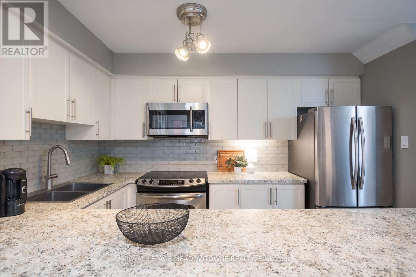 












302 - 1701 LAMPMAN AVENUE

,
Burlington,




Ontario
L7L6R7

