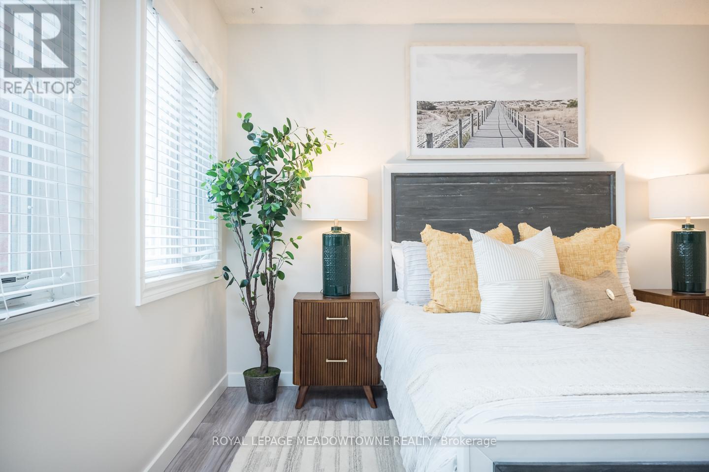 












302 - 1701 LAMPMAN AVENUE

,
Burlington,




Ontario
L7L6R7

