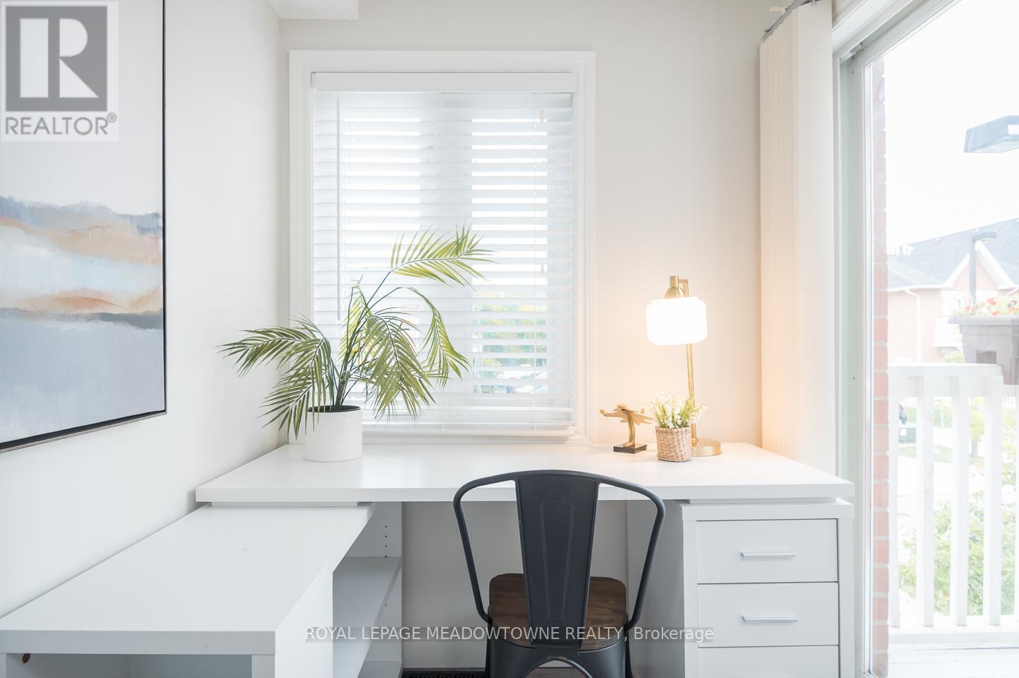 












302 - 1701 LAMPMAN AVENUE

,
Burlington,




Ontario
L7L6R7

