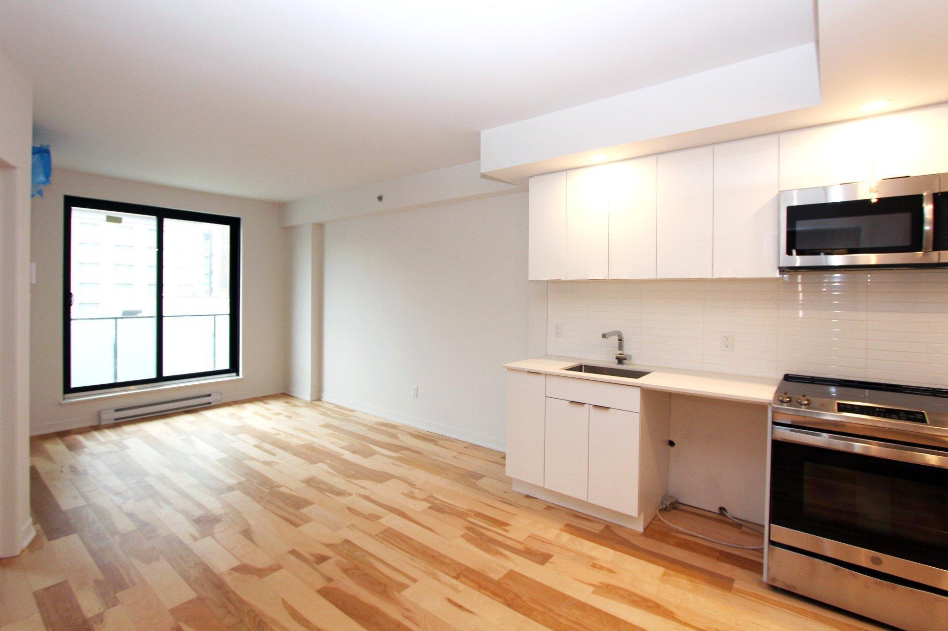 









1182


Rue Crescent

, 604,
Montréal (Ville-Marie),




QC
H3G0G6

